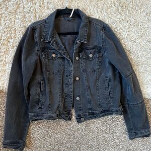 Free people women’s Jean jacket